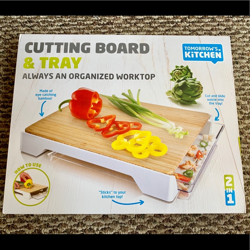 NEW Tomorrow's Kitchen Bamboo Cutting Board w/Tray